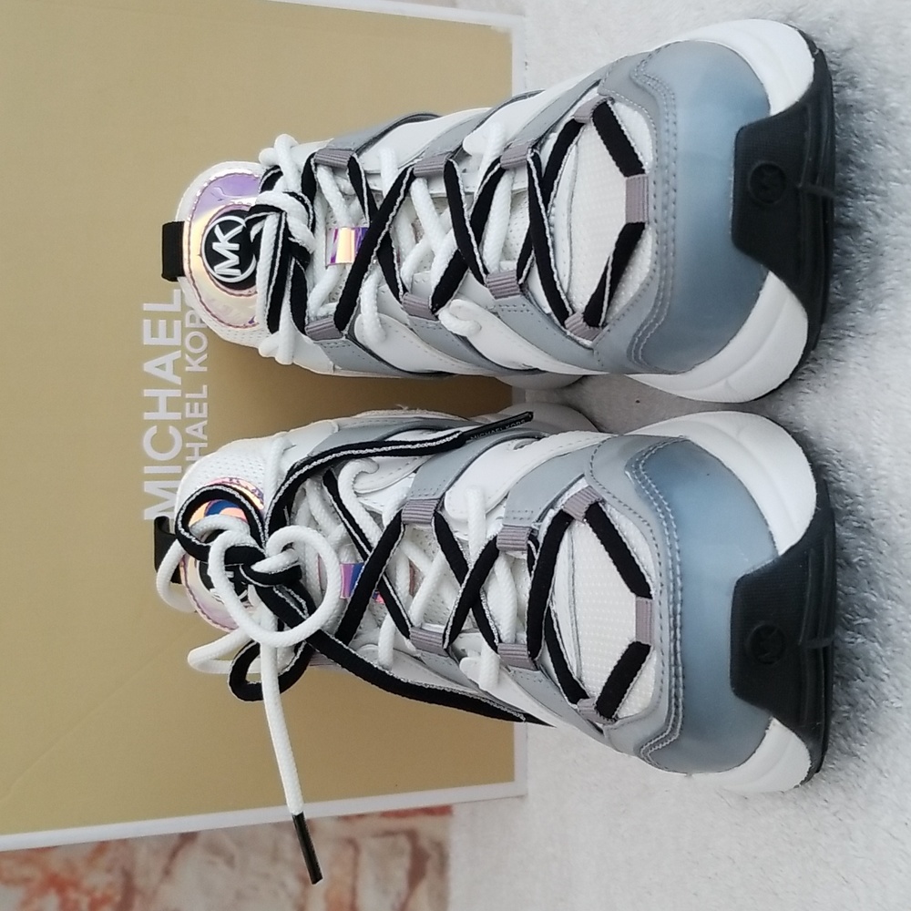 New Michael Kors Hero Trainer Sneakers - Picture 10 of 15